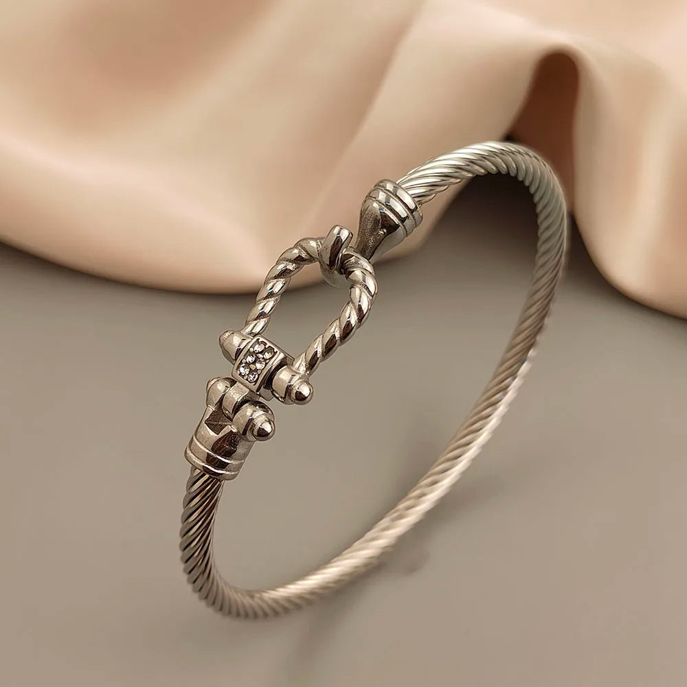Arvella Charm