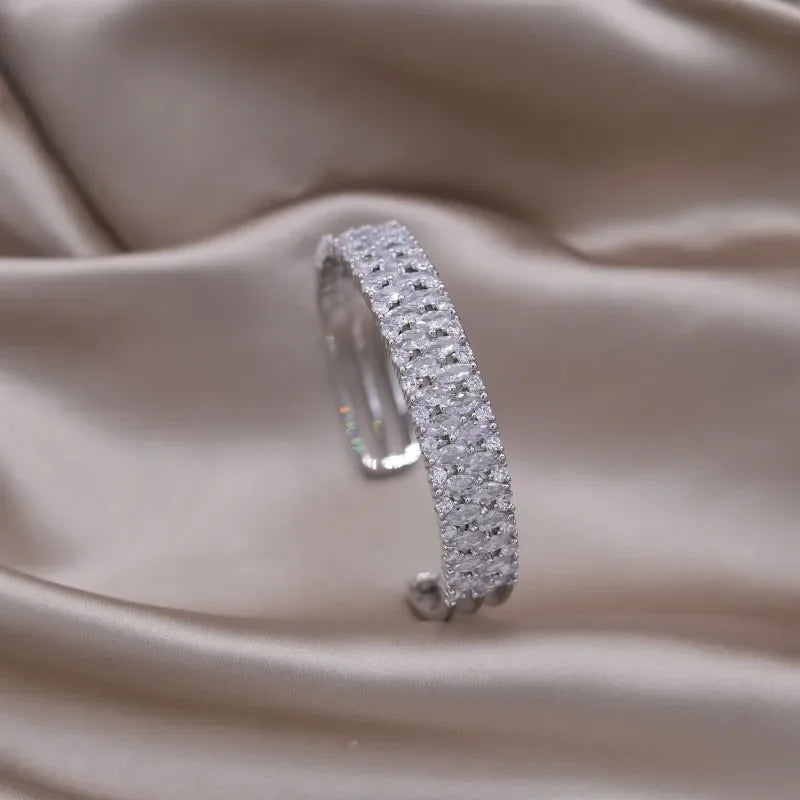 Valoria Diamond Line