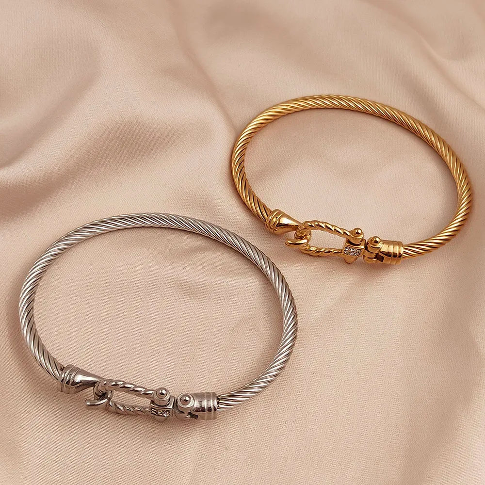 Arvella Charm