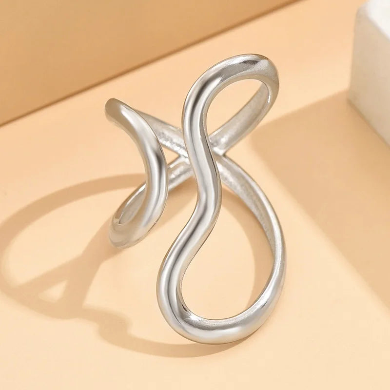 Teardrop ring