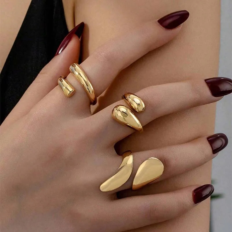 Teardrop ring