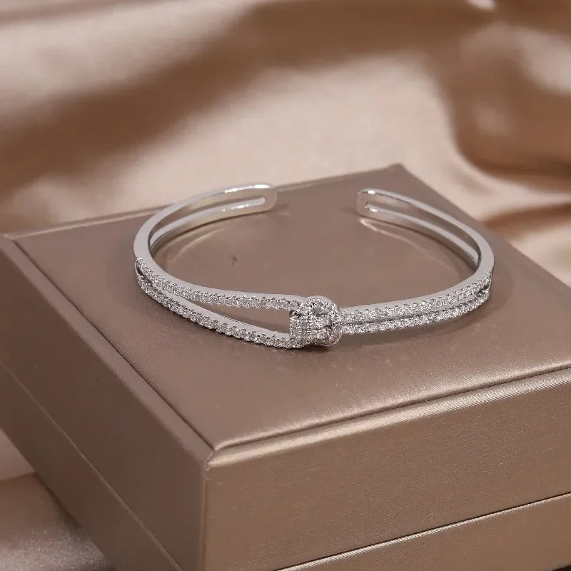 Valoria Diamond Line