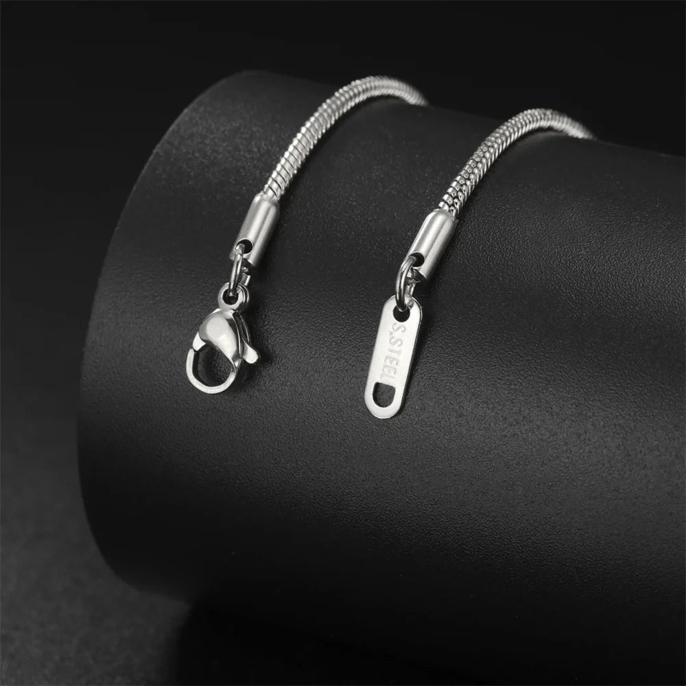 Velaris Snake Chain