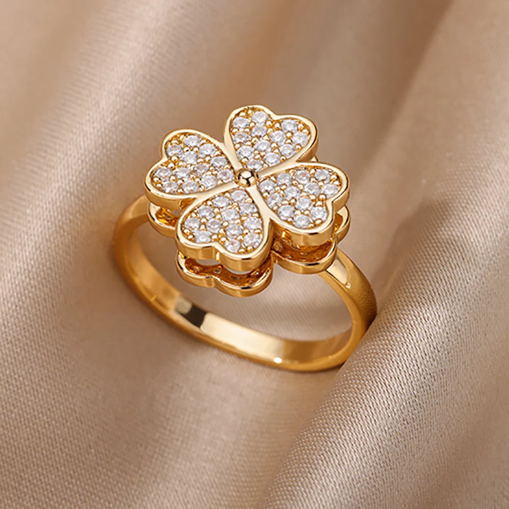Royal Aura Collection
